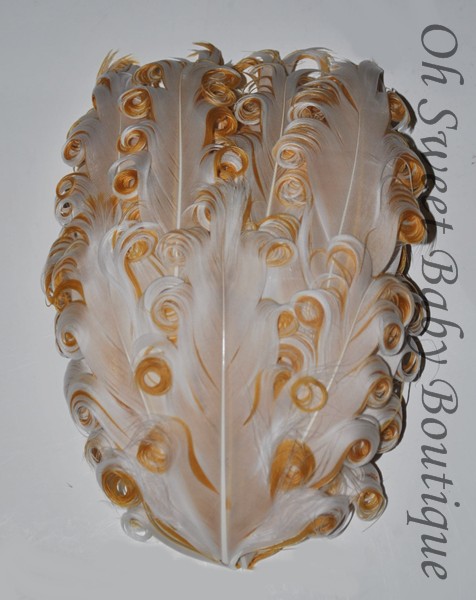 White/Gold Feather Pad